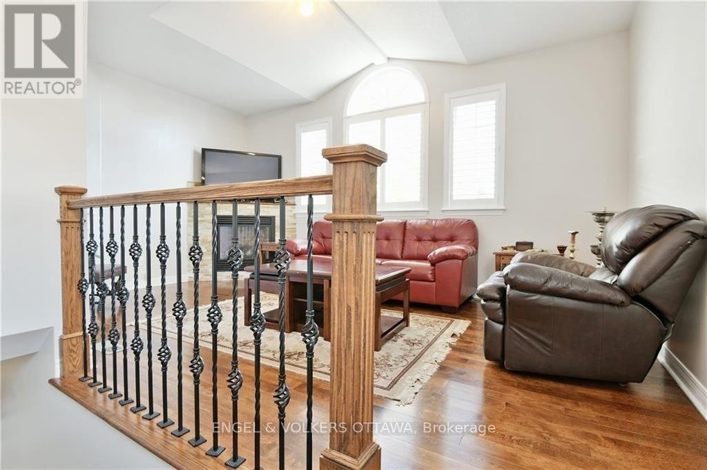 13 PICASSO DRIVE - Image 11