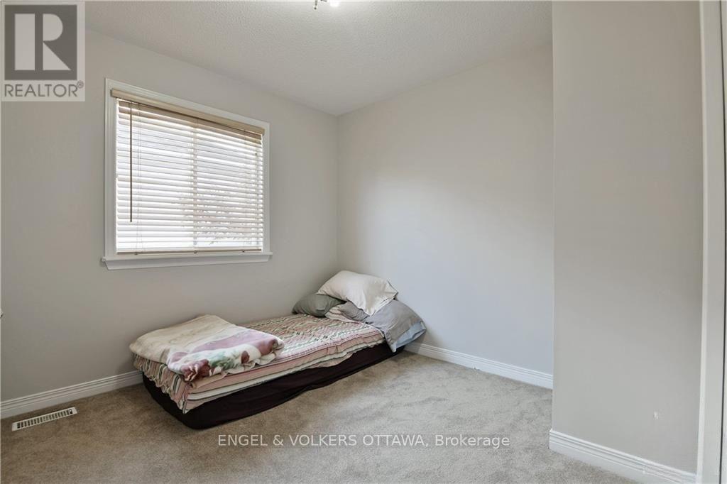 13 PICASSO DRIVE - Image 17