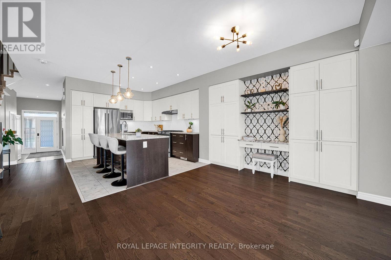 4 Bed, 3 Bath House for Sale in Ottawa – 168 LARIMAR CIRCLE, Ottawa – MLS# X13740786 - Image 15
