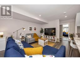 547 Ozawa Private, Ottawa, ON K1K4Z8 Photo 7