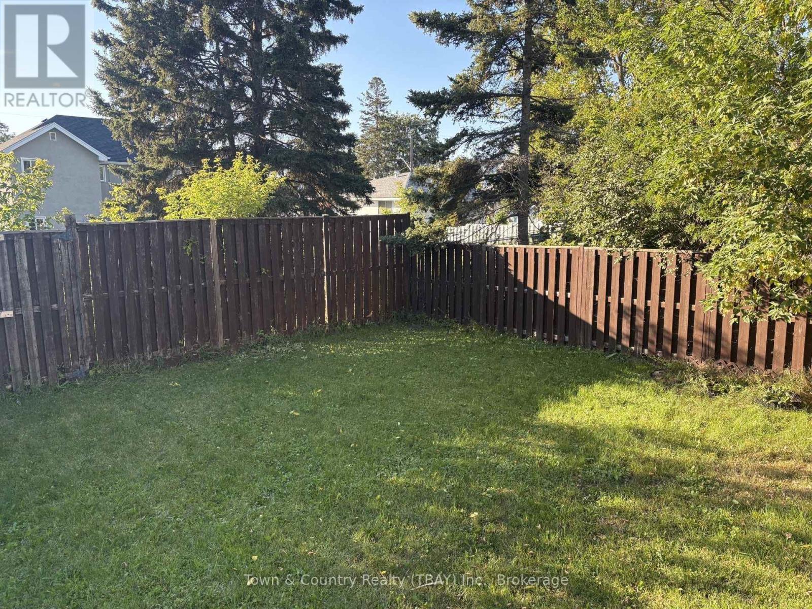 62 ROCKWOOD AVENUE N - 15