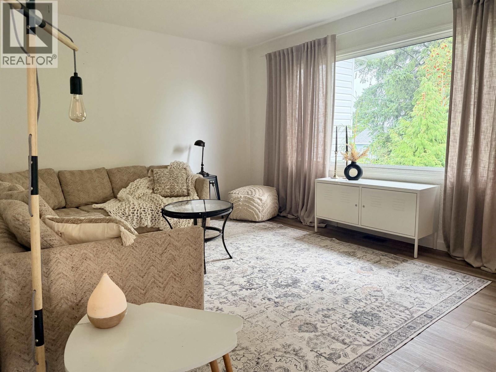 12 WIDGEON STREET - 2