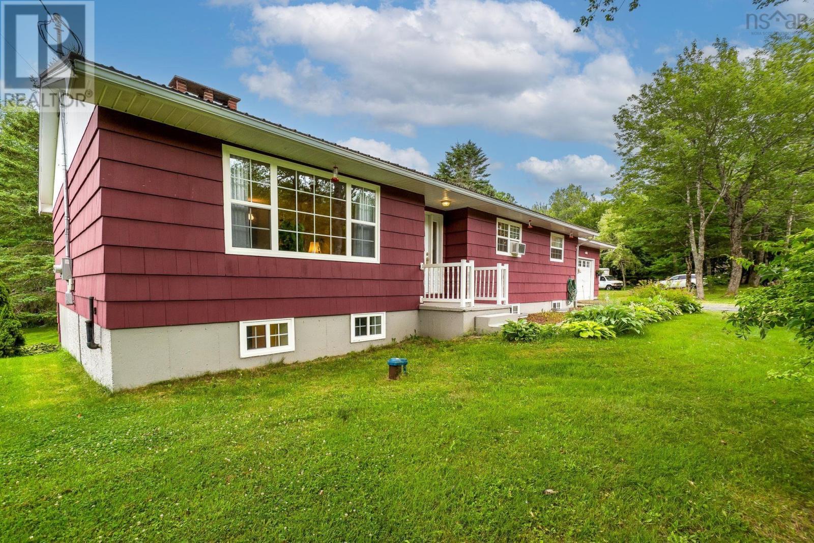 101 Etter Road, Mount Uniacke — photo 2