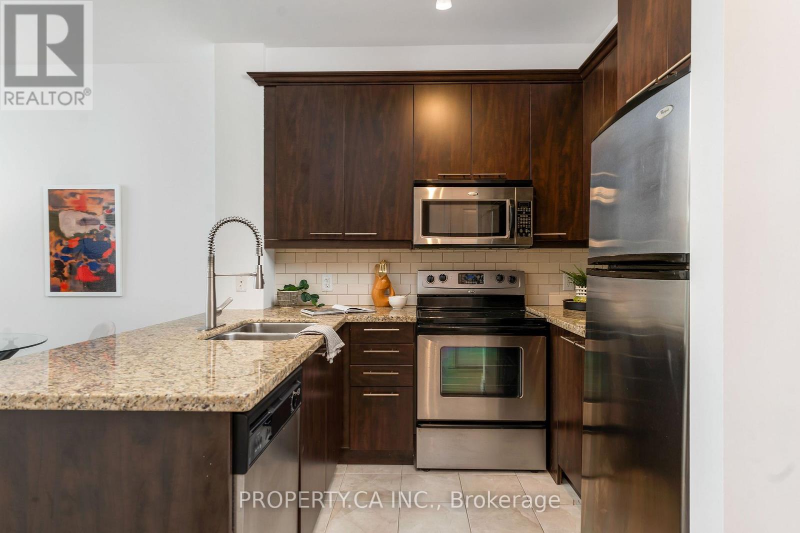 #1004 88 BROADWAY AVENUE - 7