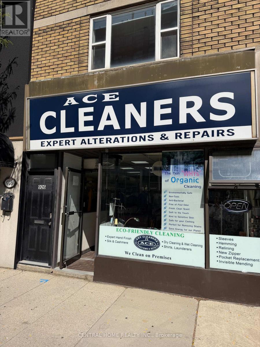 924 Eglinton Avenue West, Toronto (Forest Hill North), Ontario, M6C2C2, Toronto (Forest Hill North), Ontario — photo 1 of 5