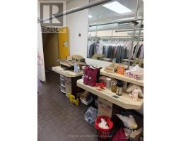 924 Eglinton Avenue W, Toronto, ON M6C2C2 Photo 6