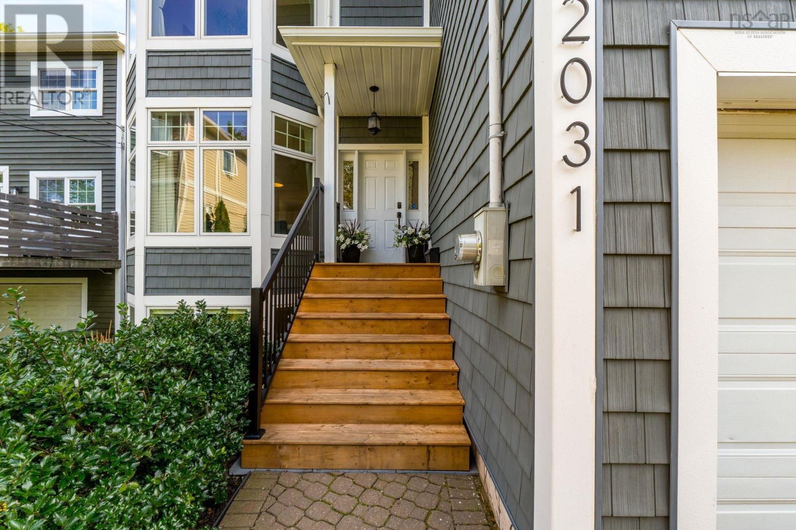 2031 Quinn Street, Halifax, Nova Scotia, B3L3E5, Halifax, Nova Scotia — photo 4 of 5