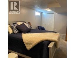 4pc Bathroom - 8854 106 Avenue, Grande Prairie, AB T8X1L3 Photo 6