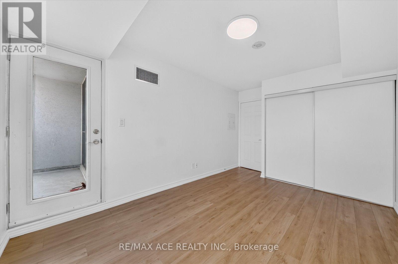 #1606 88 GRANGEWAY AVENUE - Image 25