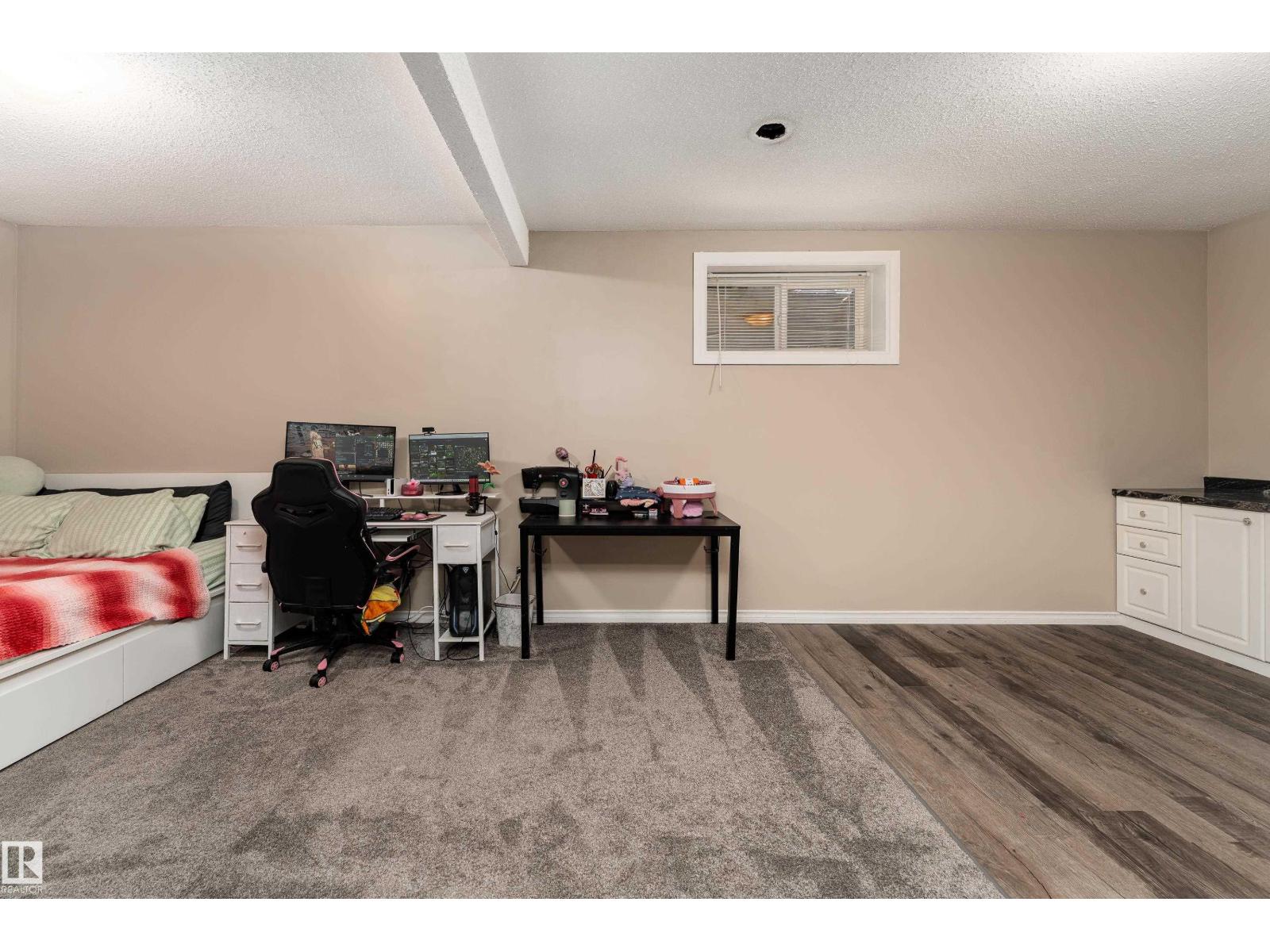 16613 58A ST NW - 40