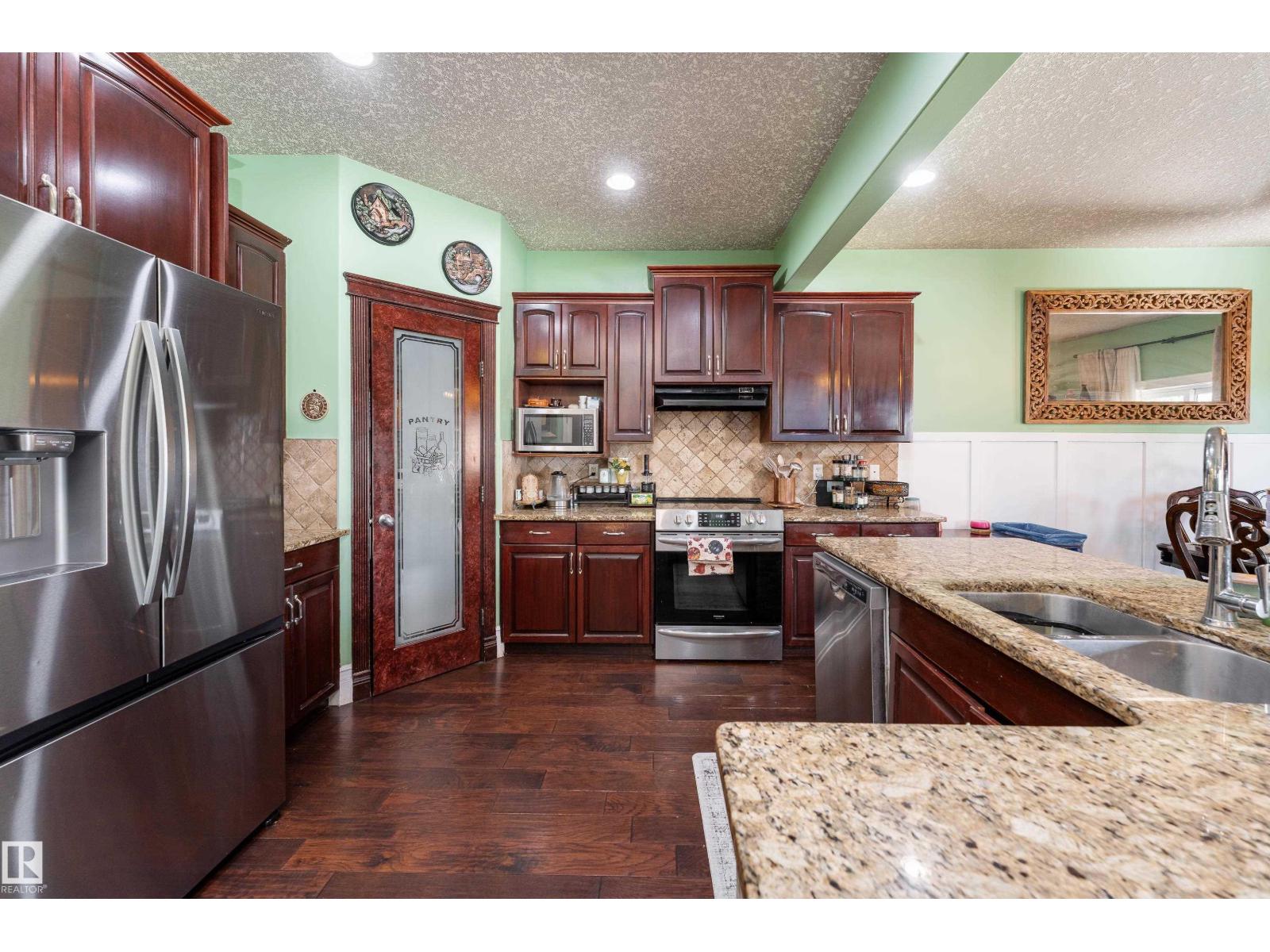 16613 58A ST NW - 6