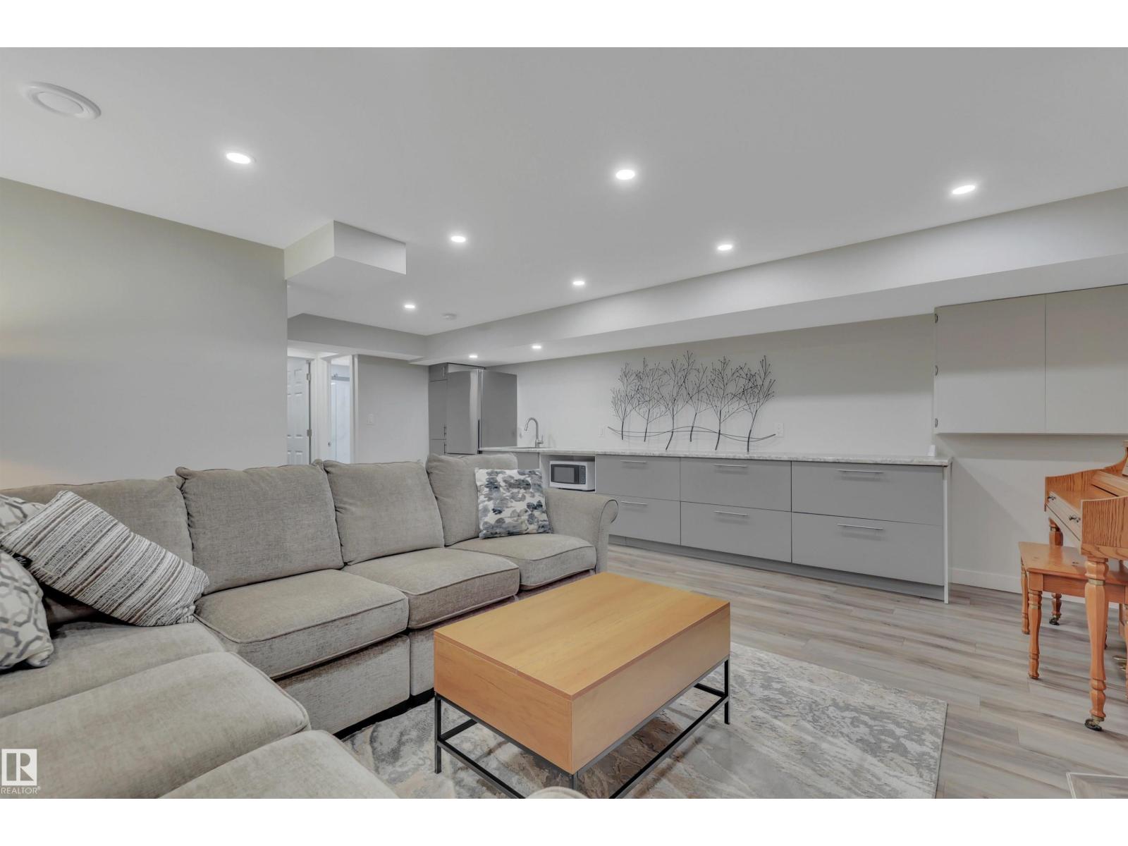 11317 123 ST NW - 39