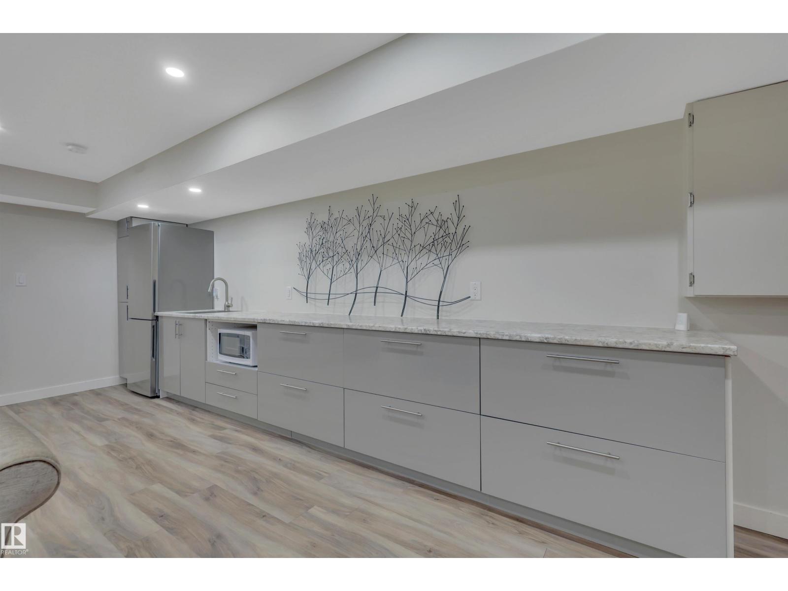 11317 123 ST NW - 40