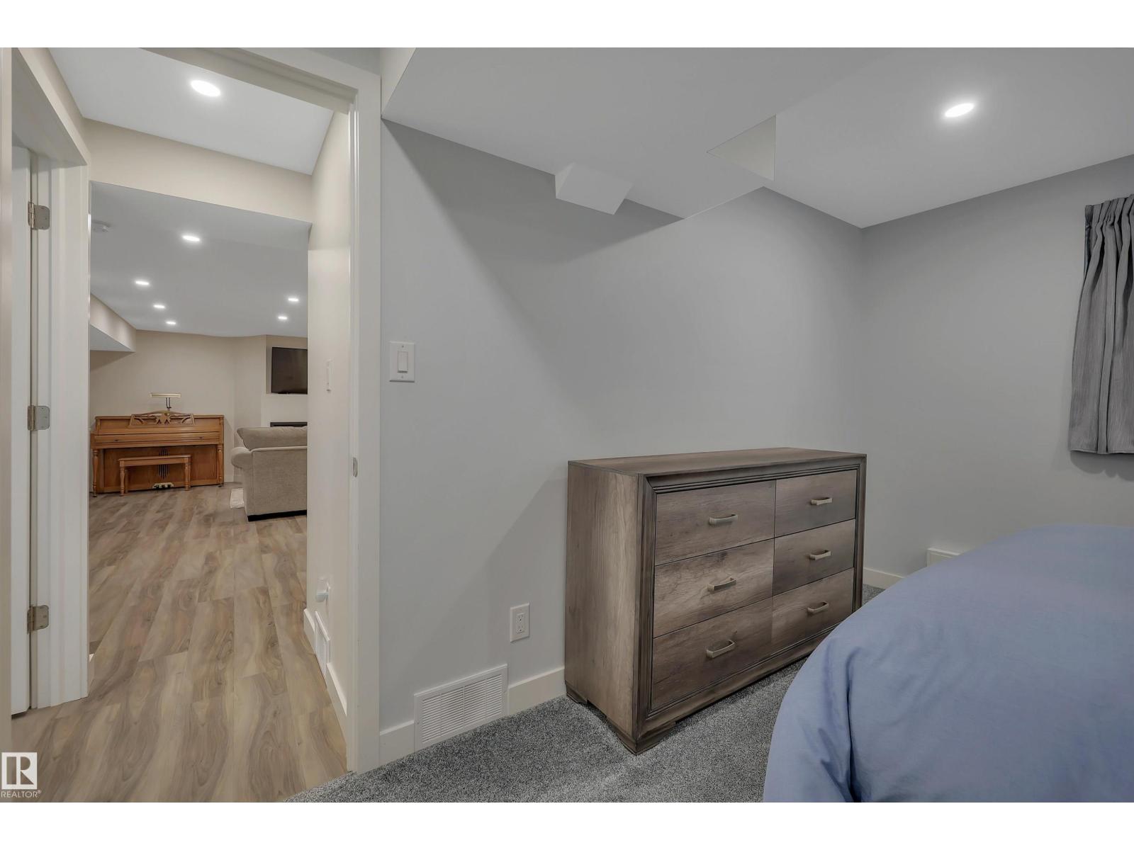 11317 123 ST NW - Image 44