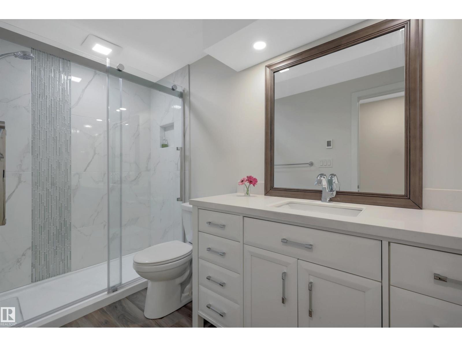 11317 123 ST NW - 45