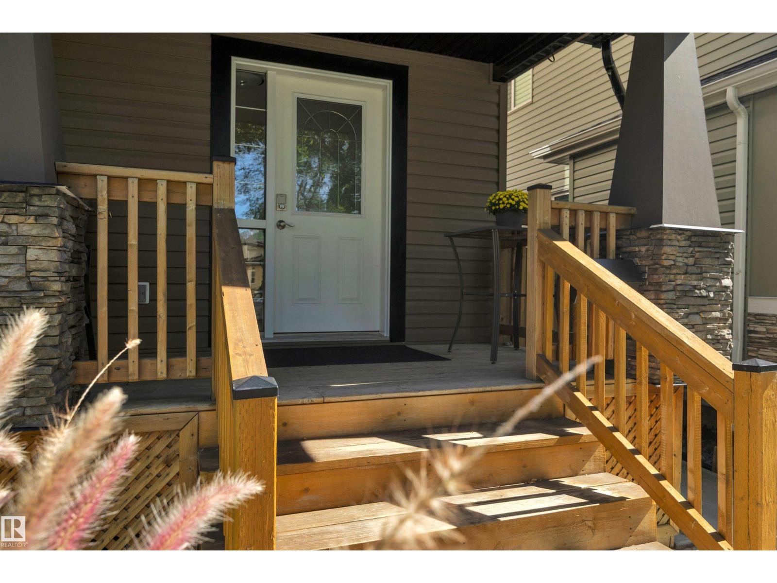11317 123 ST NW - 61