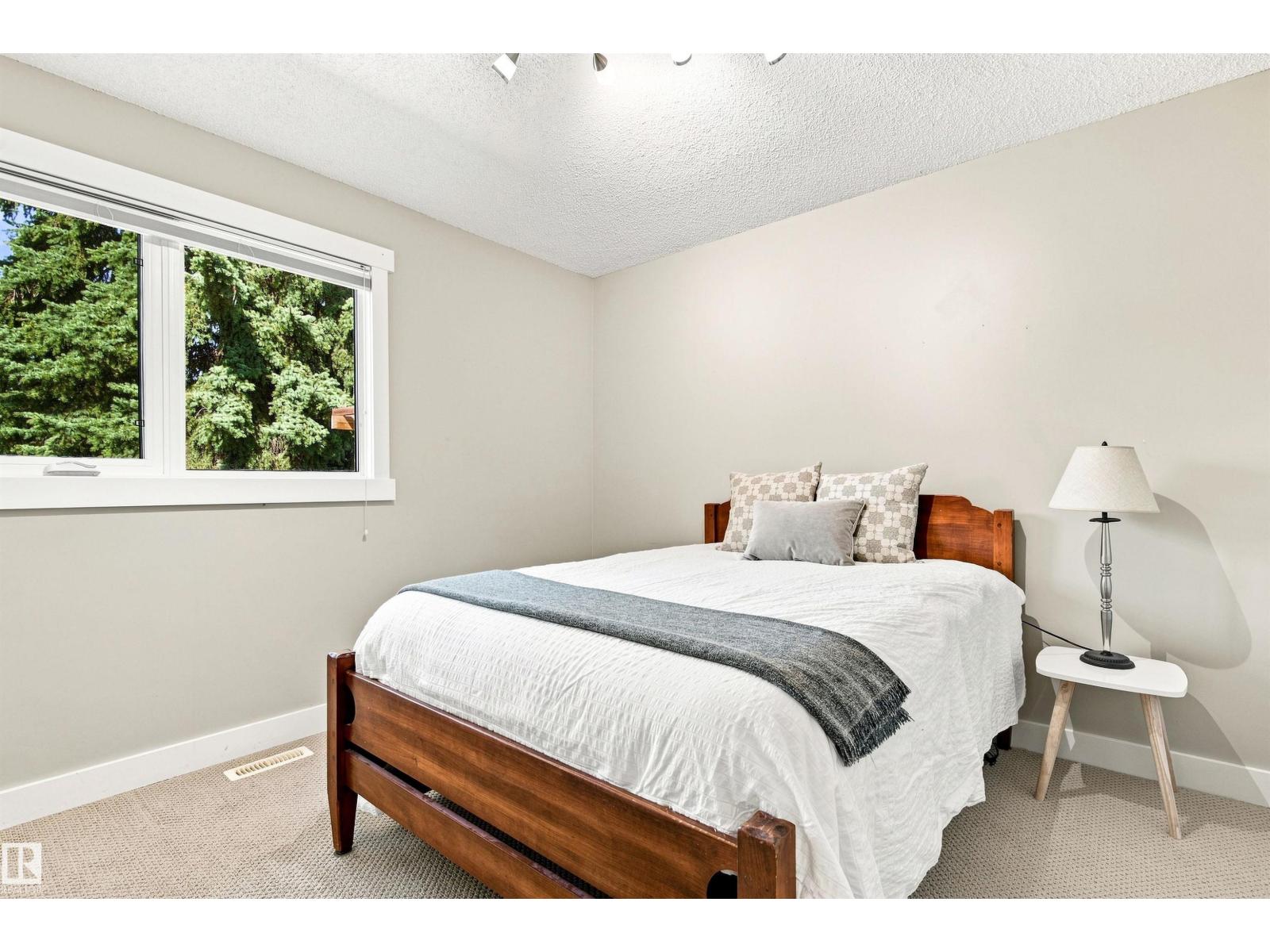 14307 50 AV NW - 31