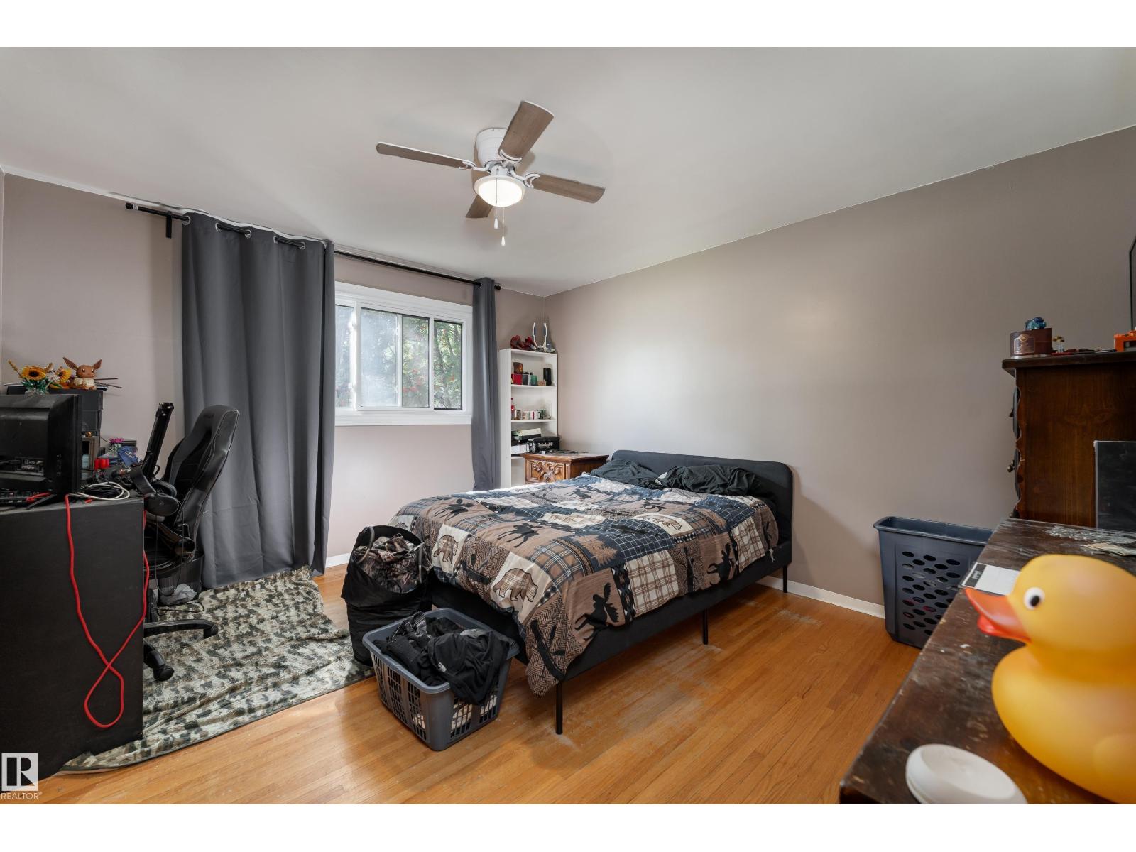 14906 76 AV NW - 15