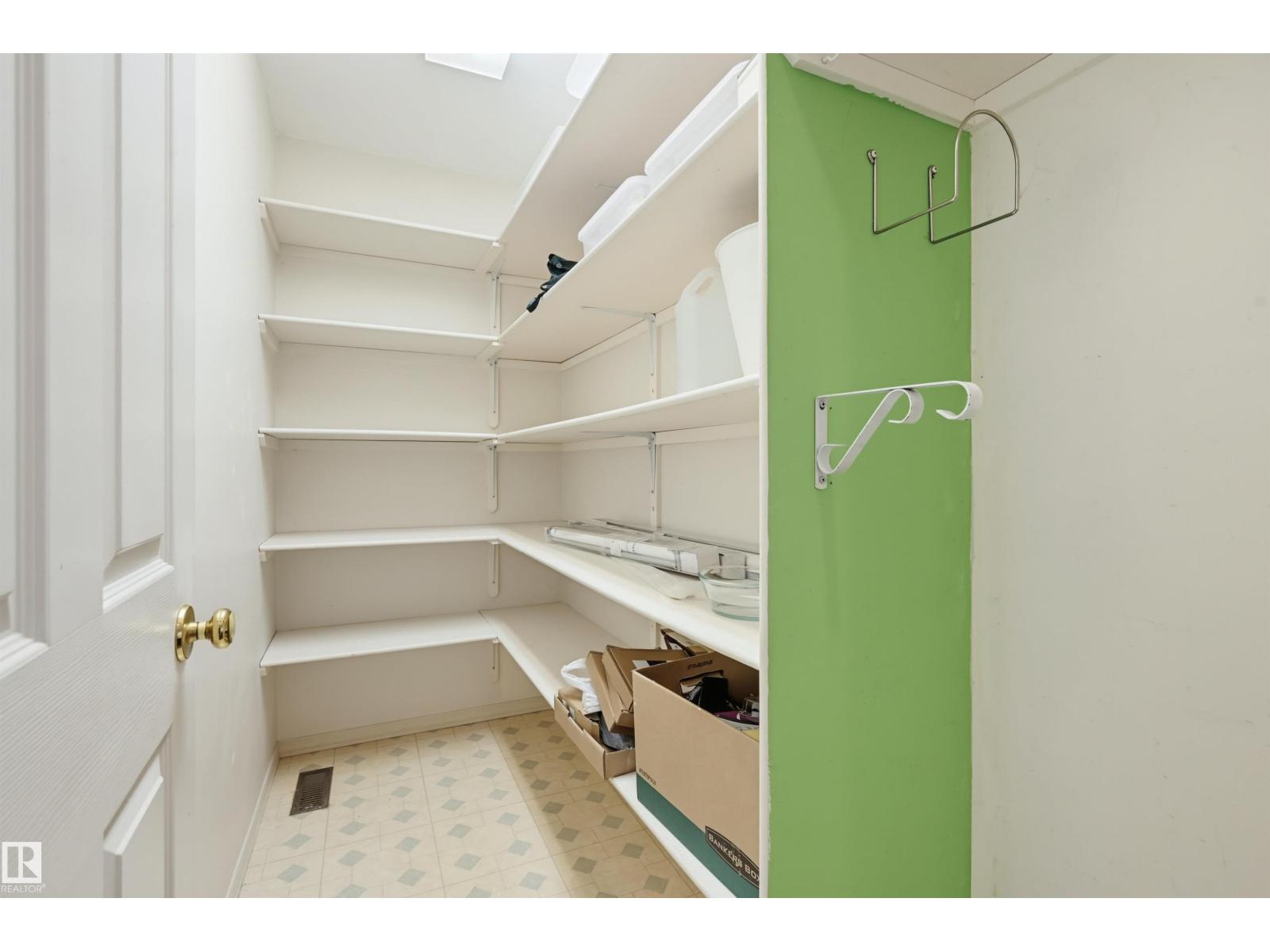 11107 UNIVERSITY AV NW - 12
