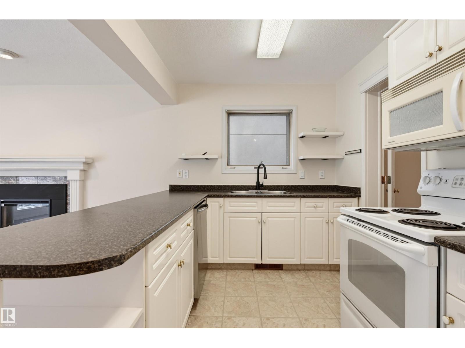 11107 UNIVERSITY AV NW - 9