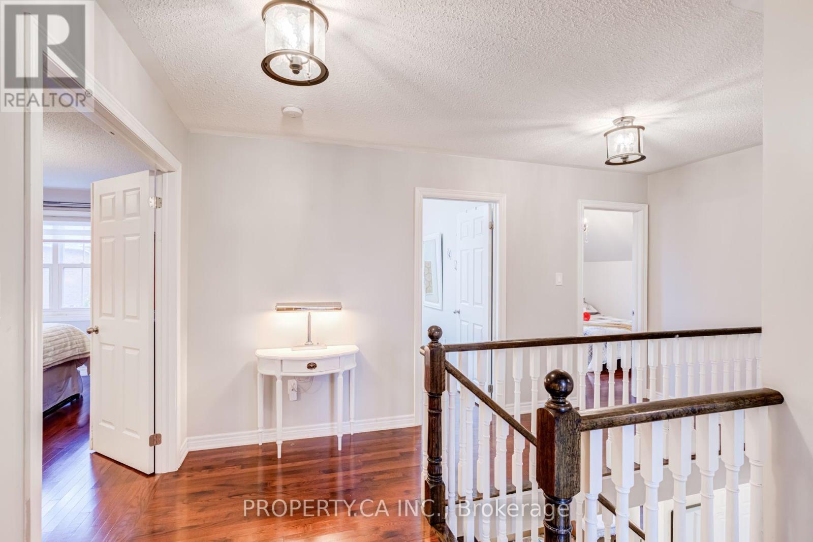 33 BETONY DRIVE - 18