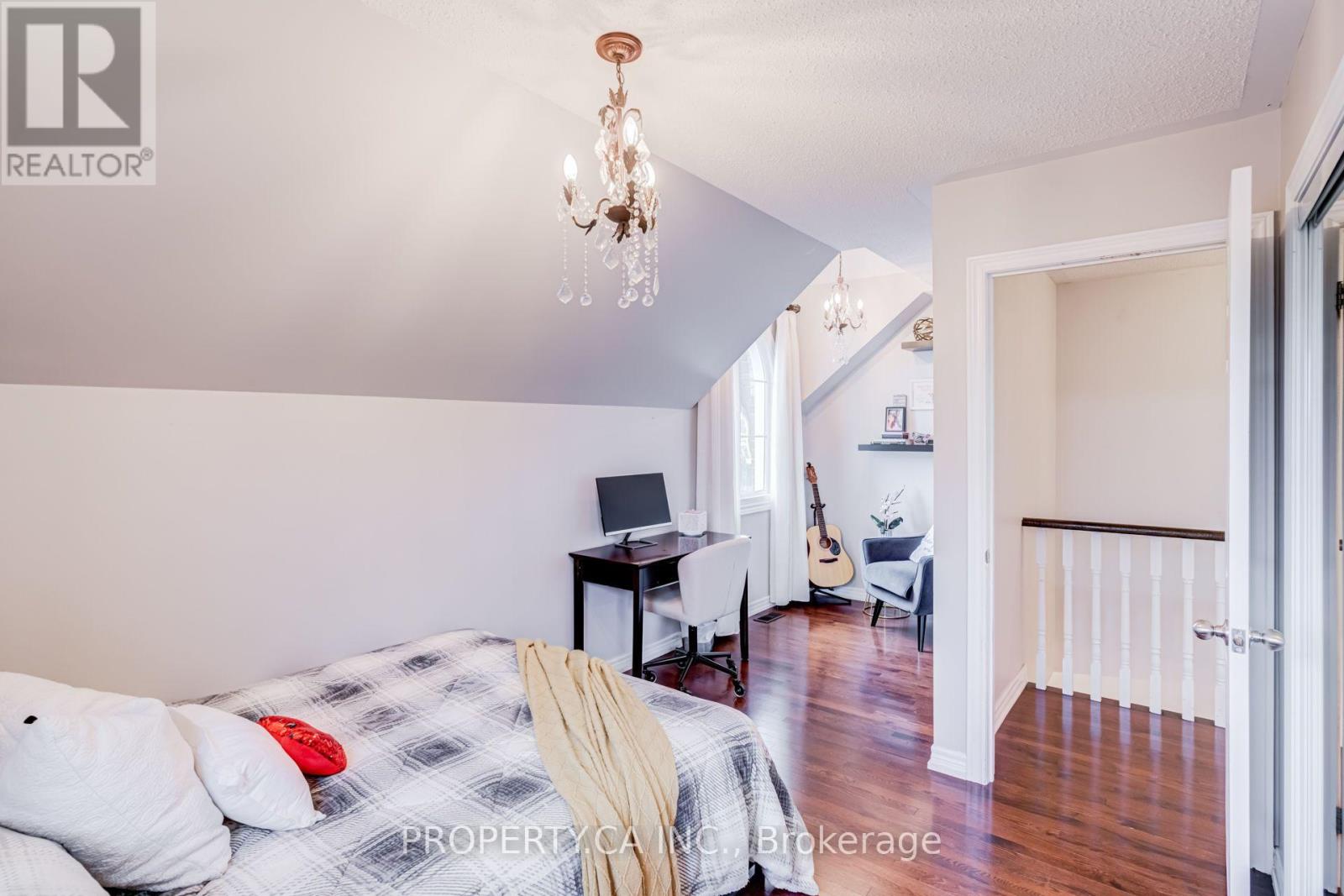 33 BETONY DRIVE - Image 28