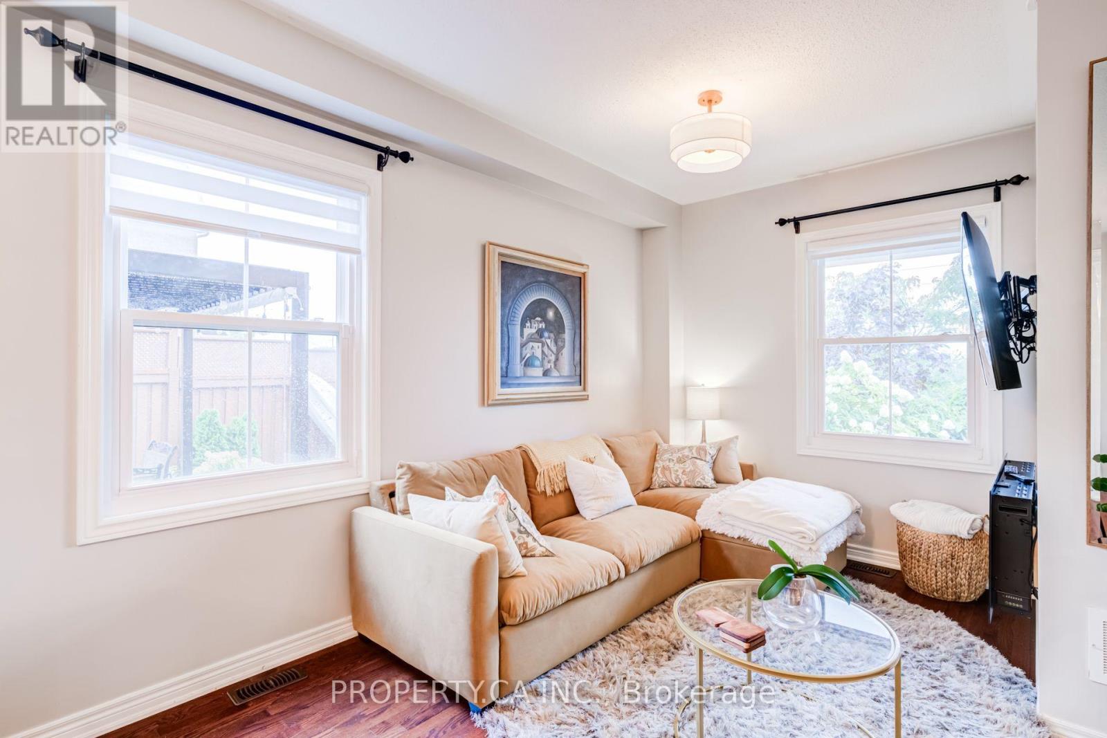 33 BETONY DRIVE - 8