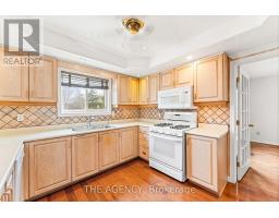 92 Russell Snider Drive, King, ON L0G1N0 Photo 8