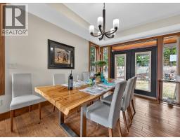 7540 Springs Terrace, Radium Hot Springs, BC V0A1M0 Photo 38