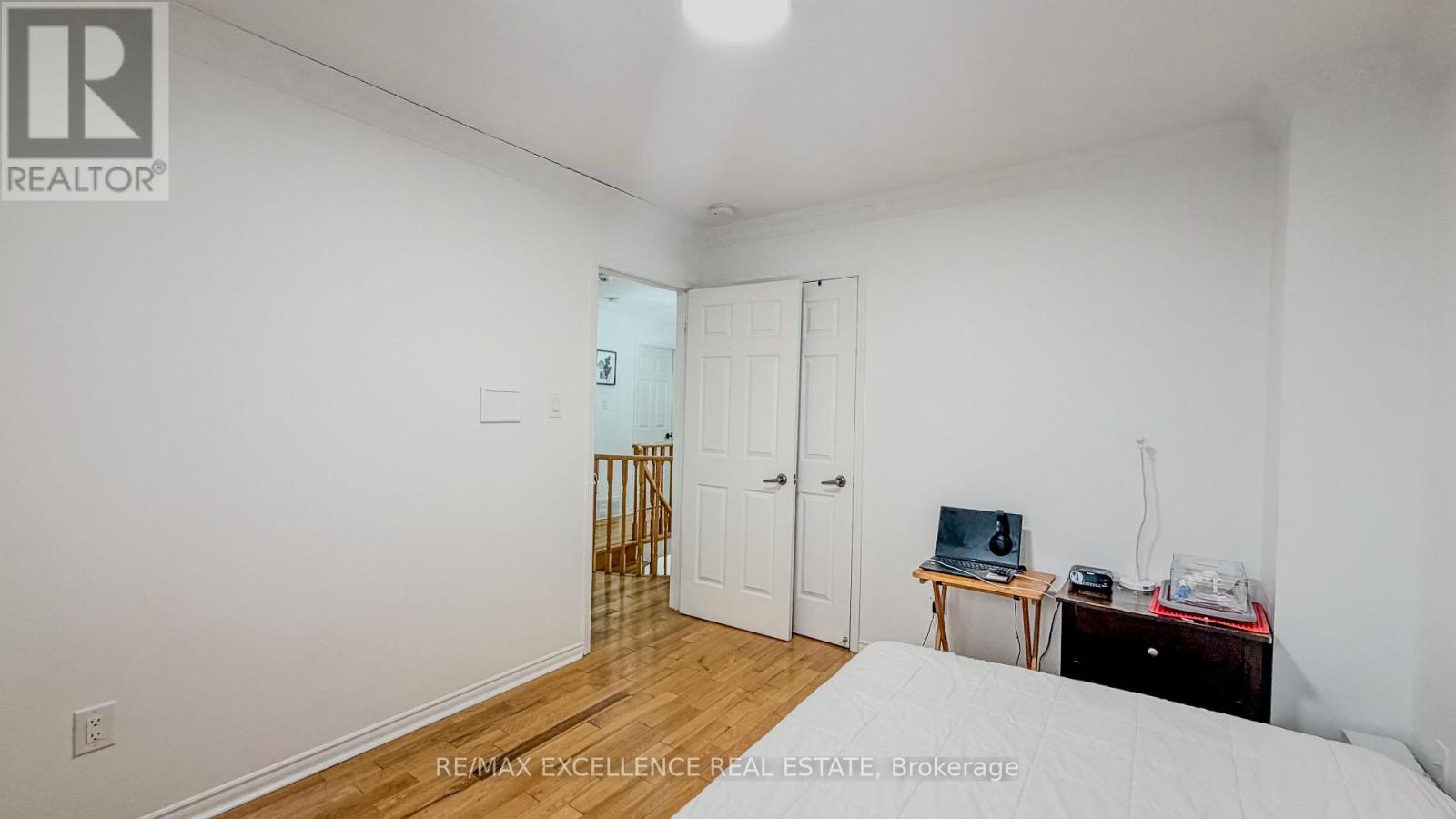 303 HICKORY CIRCLE - 24