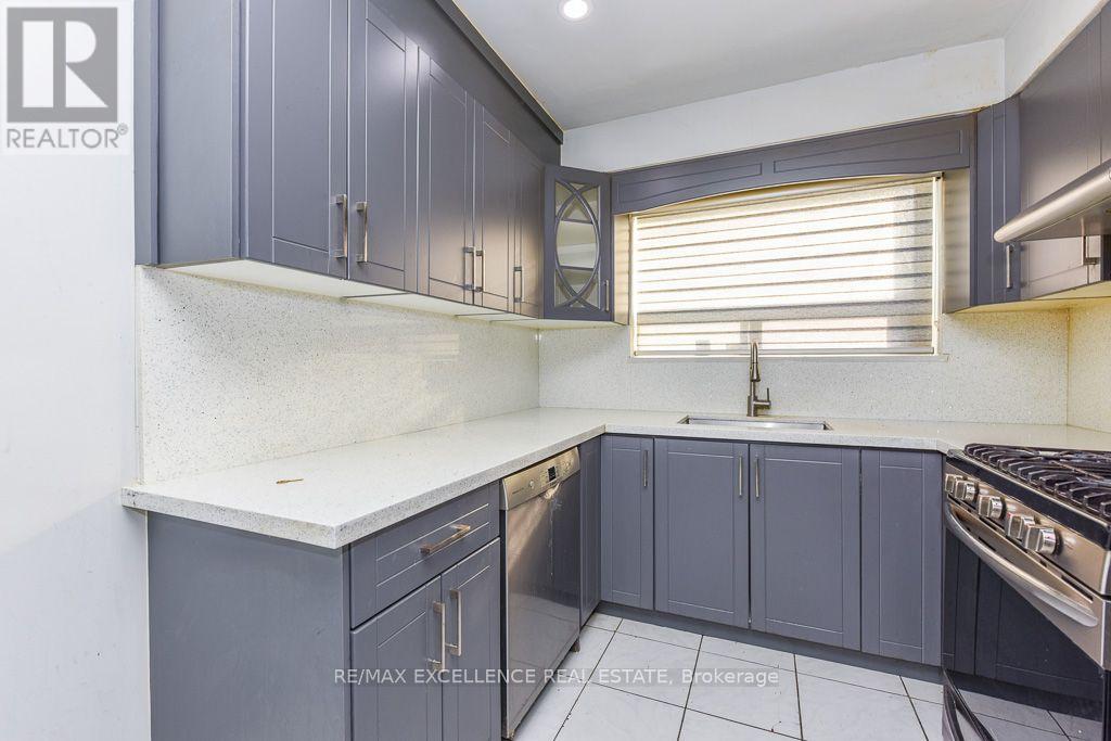 7150 MINOTOLA AVENUE - 9