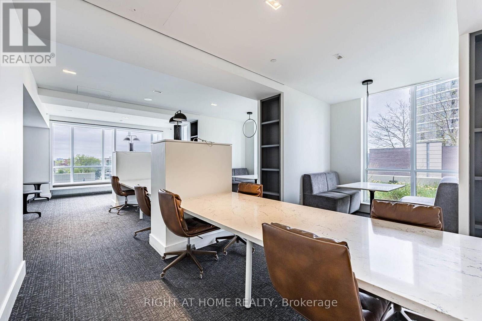 #1309 30 GIBBS ROAD - 34