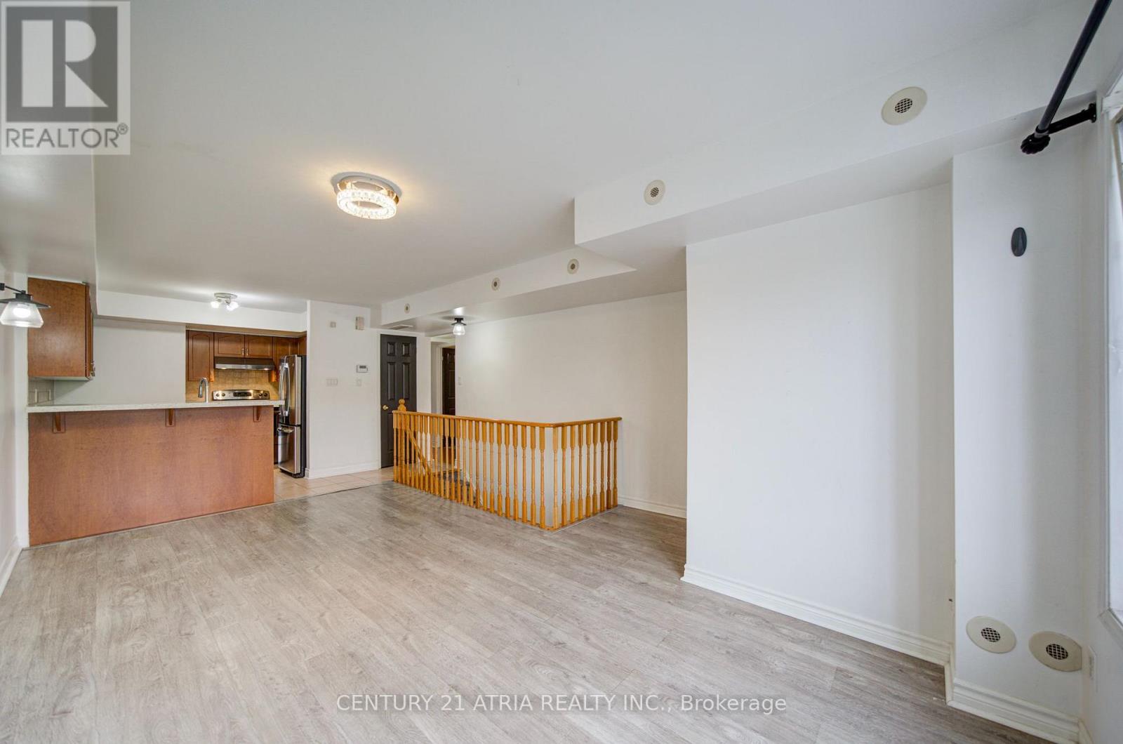 #127 200 MCLEVIN AVENUE - 15
