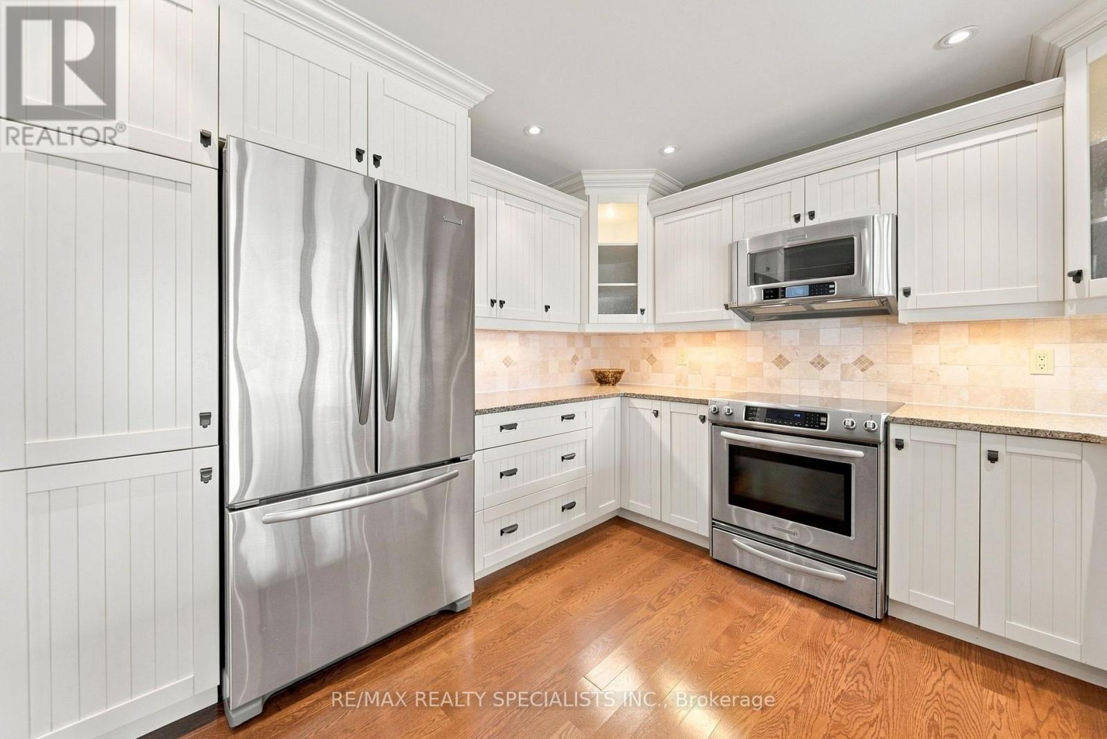 36 THICKETWOOD PLACE - 27