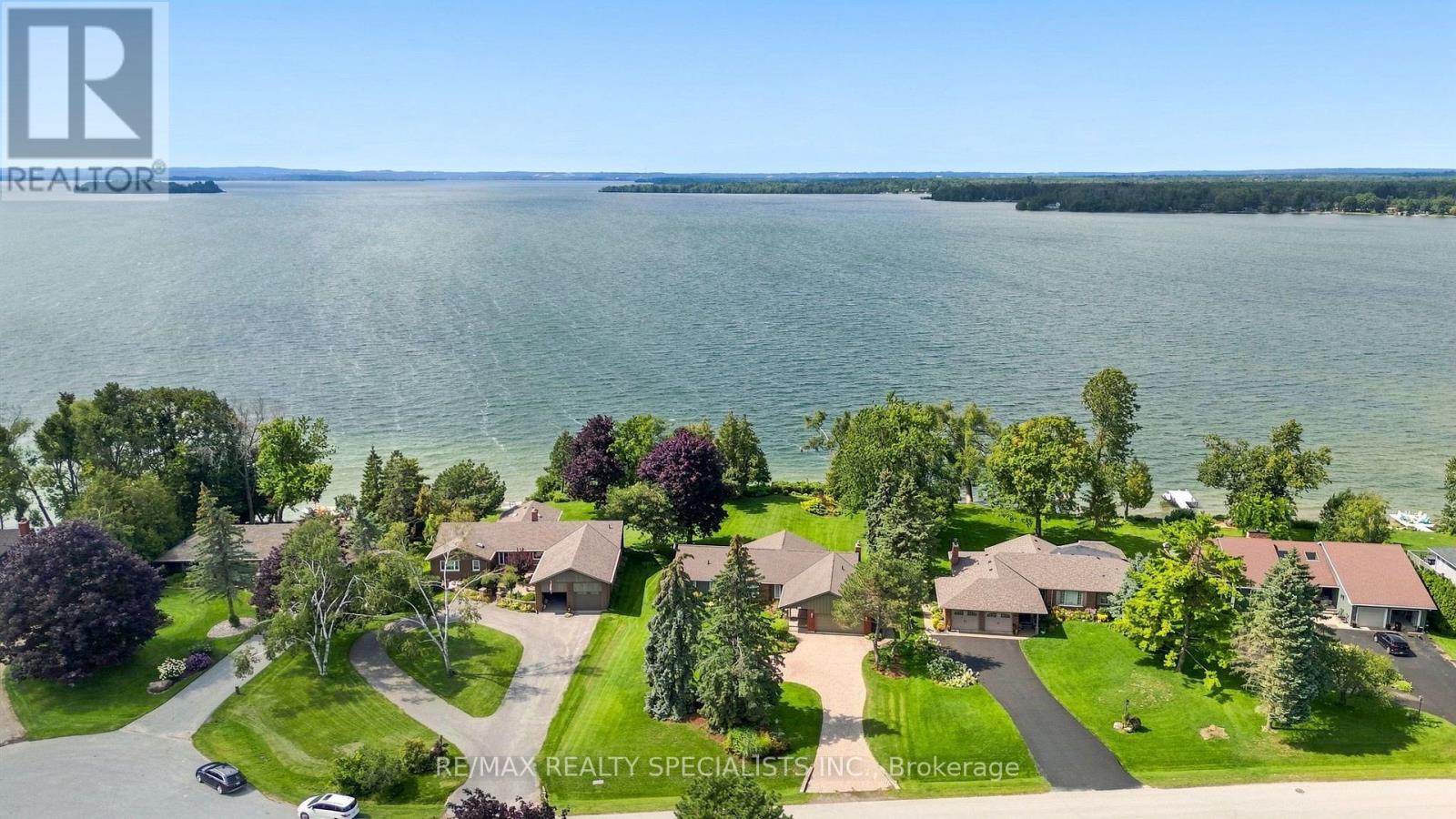 36 Thicketwood Place, Ramara (Brechin), Ontario, L0K1B0, Ramara (Brechin), Ontario — photo 2 of 5