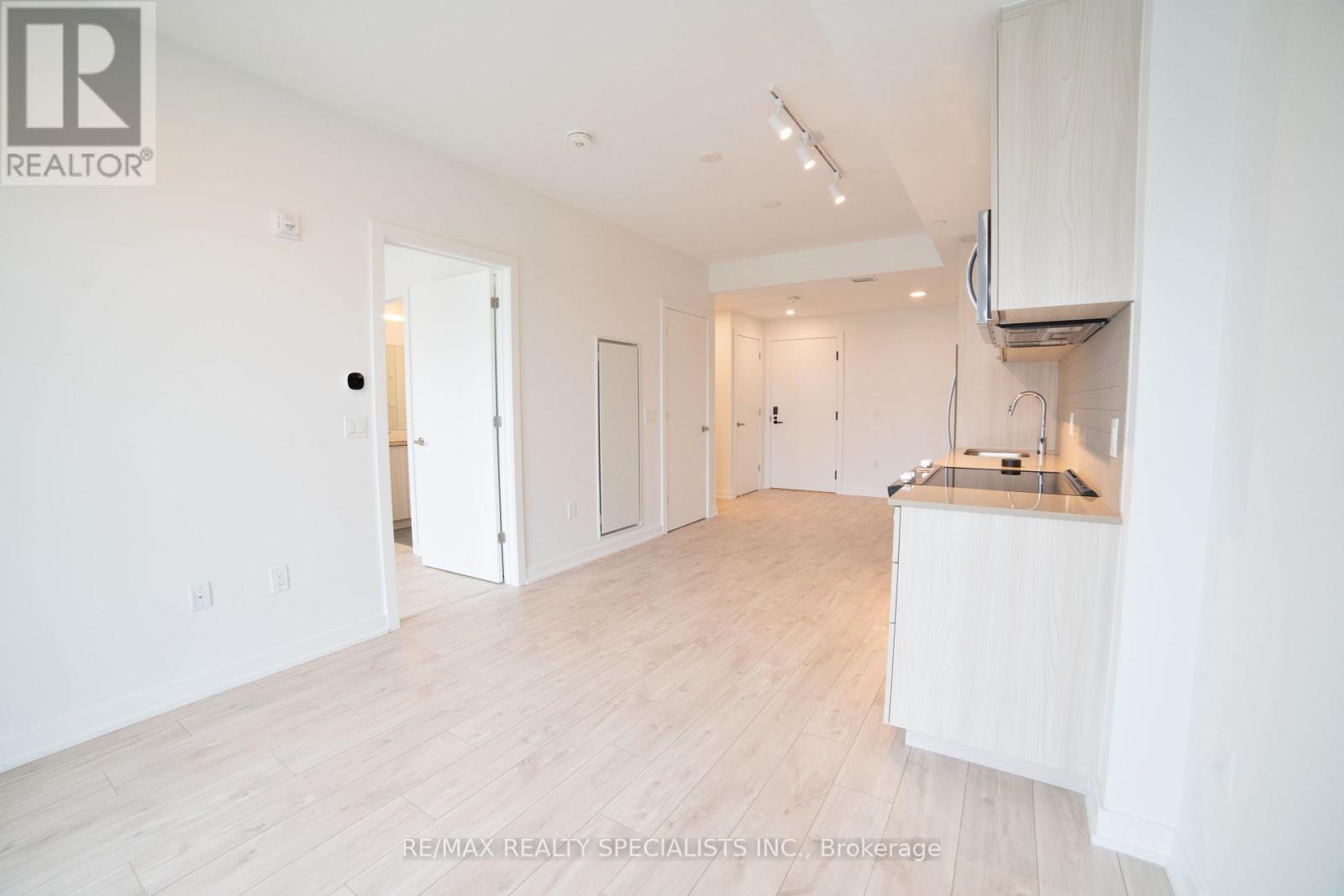 711 - 740 WHITLOCK AVENUE, Milton (CB Cobban) — photo 8