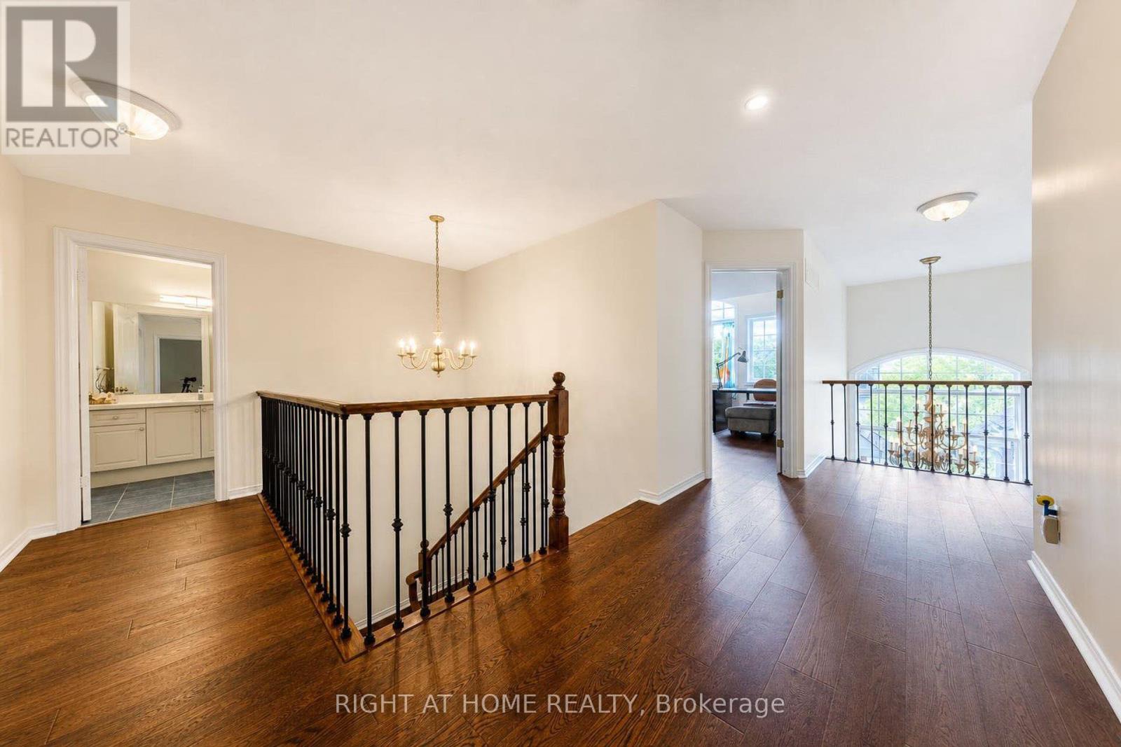 27 THOROUGHBRED BOULEVARD - Image 24