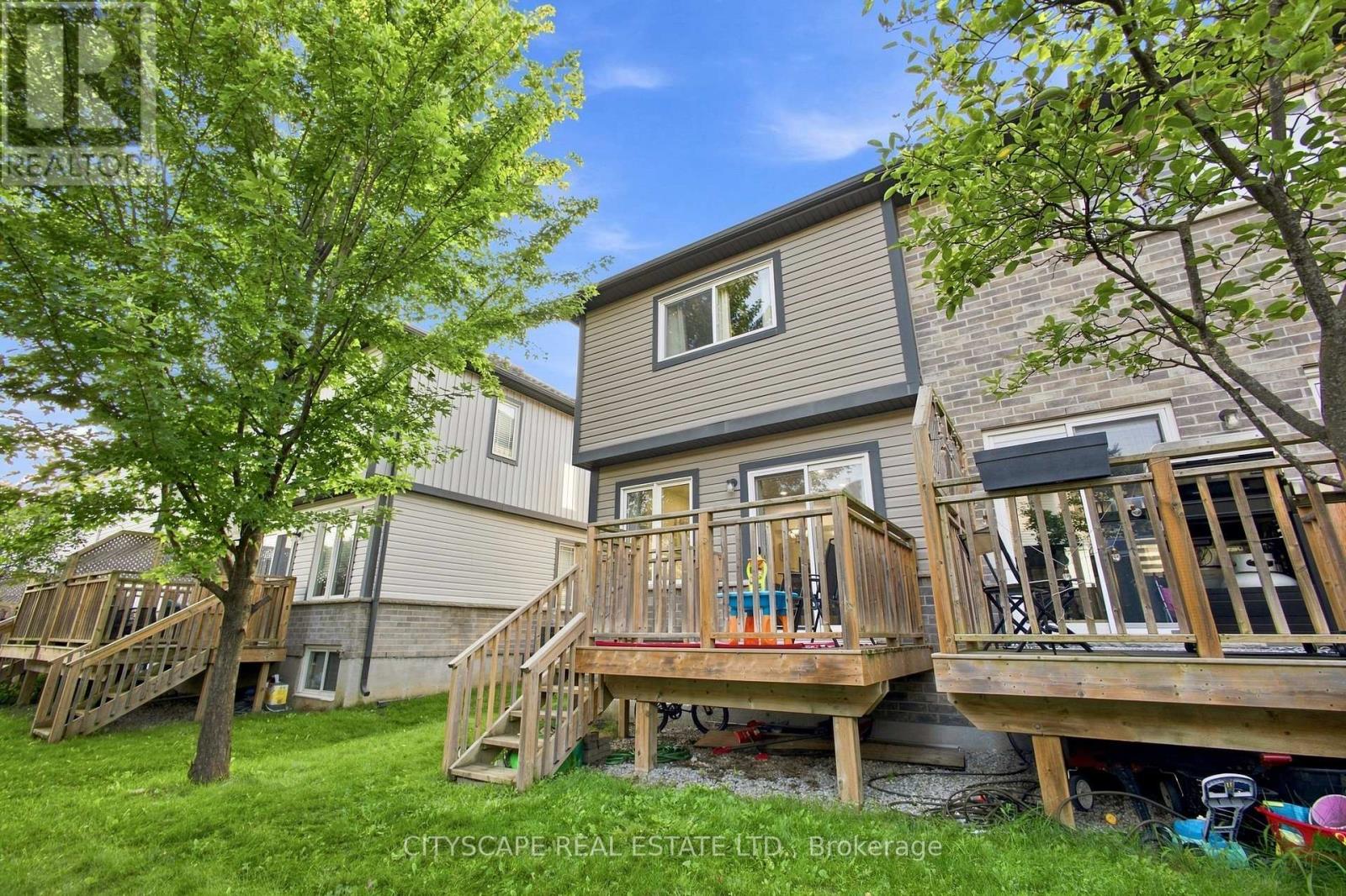 #37 350 DUNDAS STREET S - Image 18