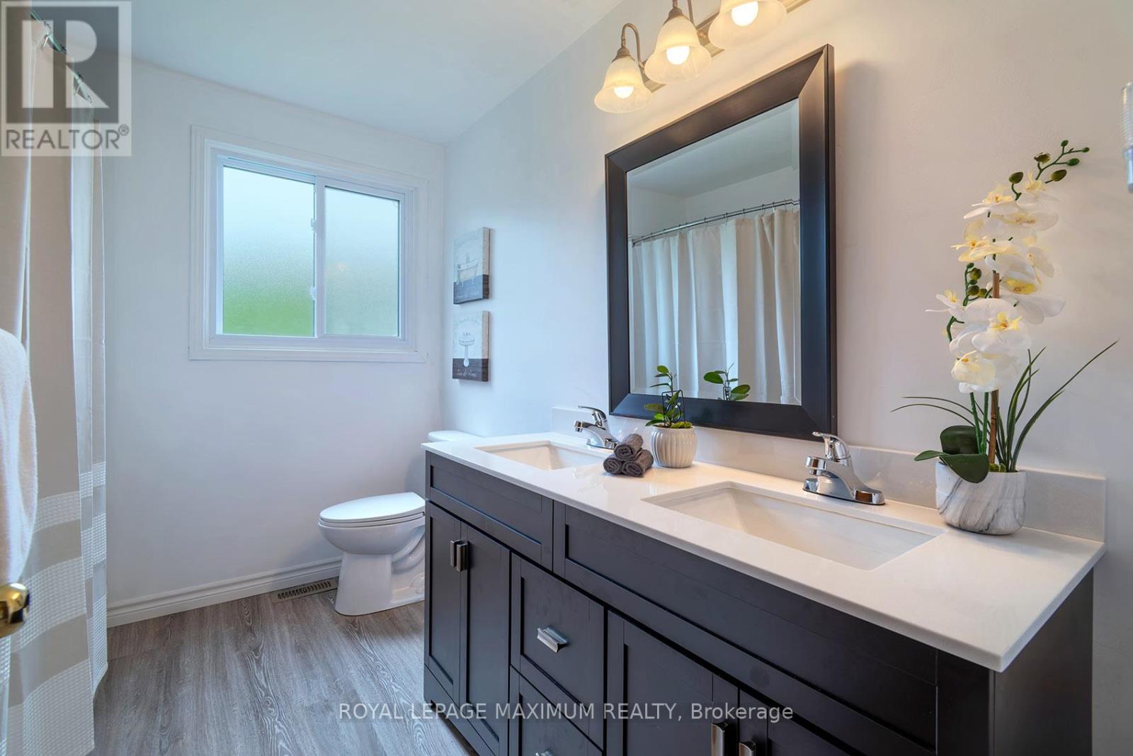 5575 7 LINE - Image 24