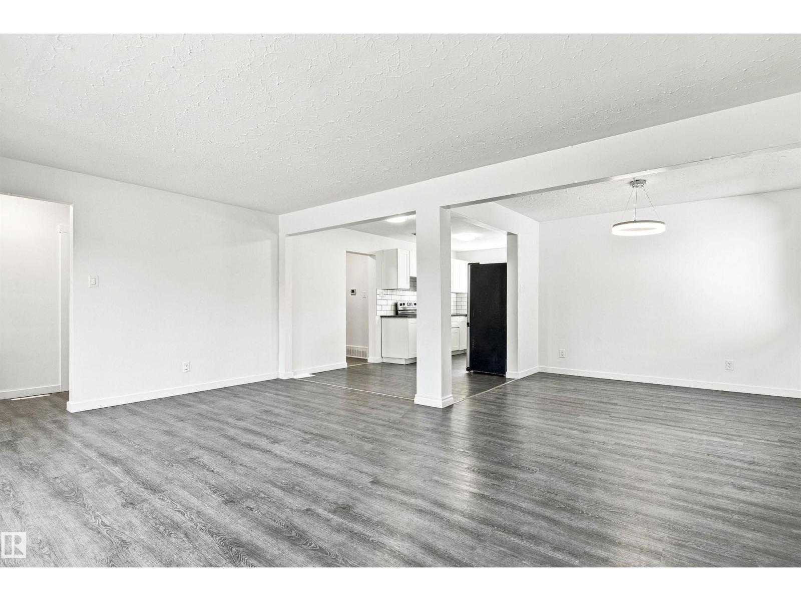14603 88 AV NW - 10