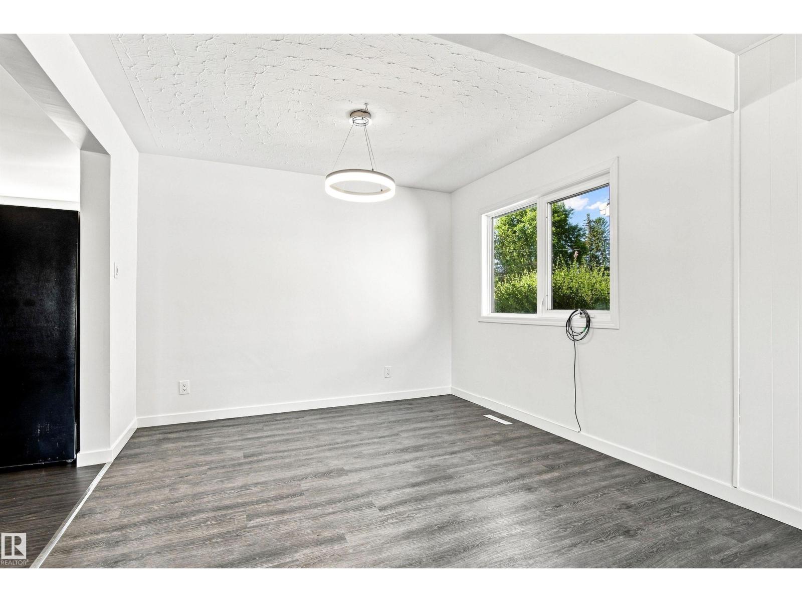 14603 88 AV NW - 14