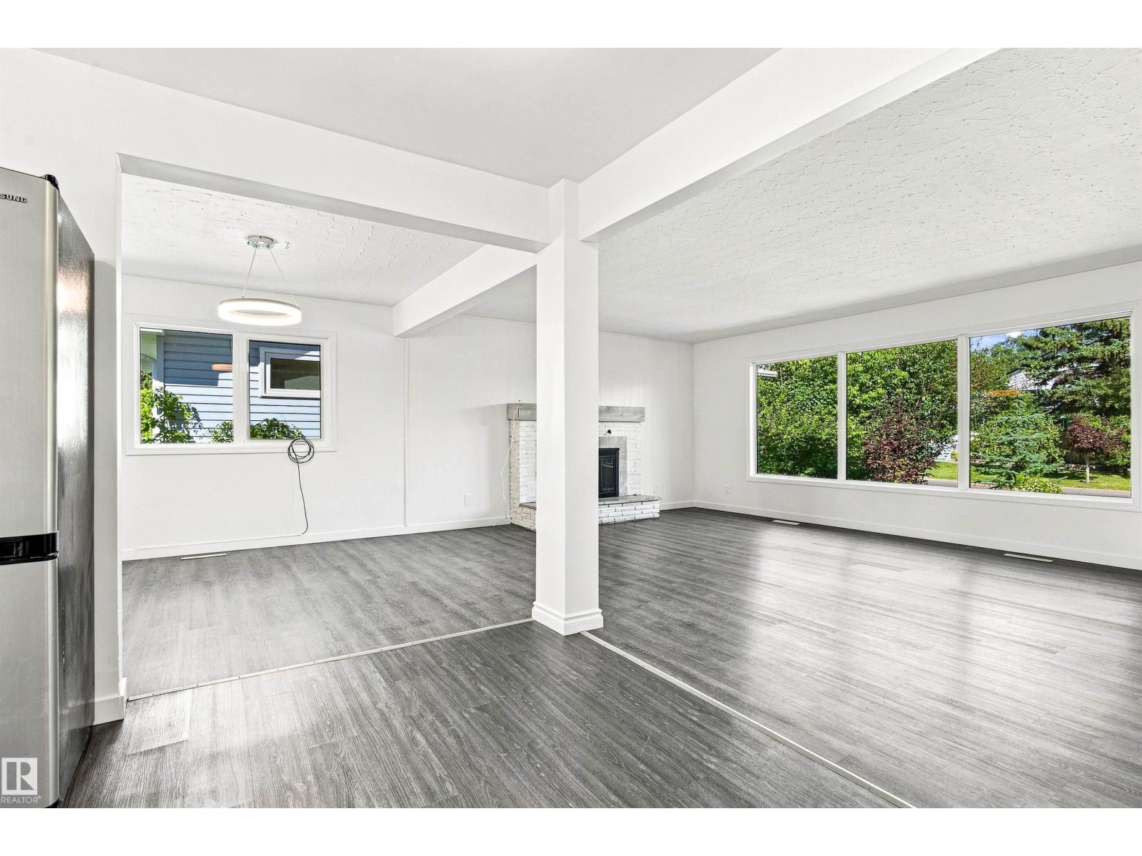 14603 88 AV NW - 24