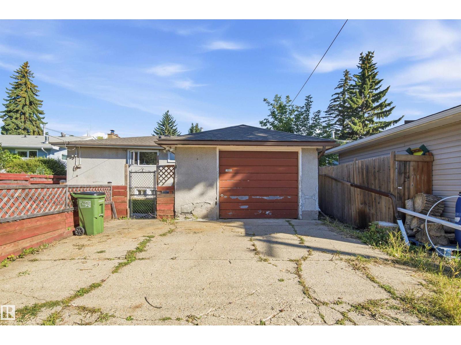 14603 88 AV NW - 61