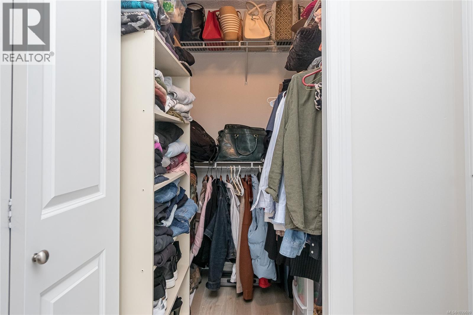 #406 4536 Viewmont Ave - Image 28