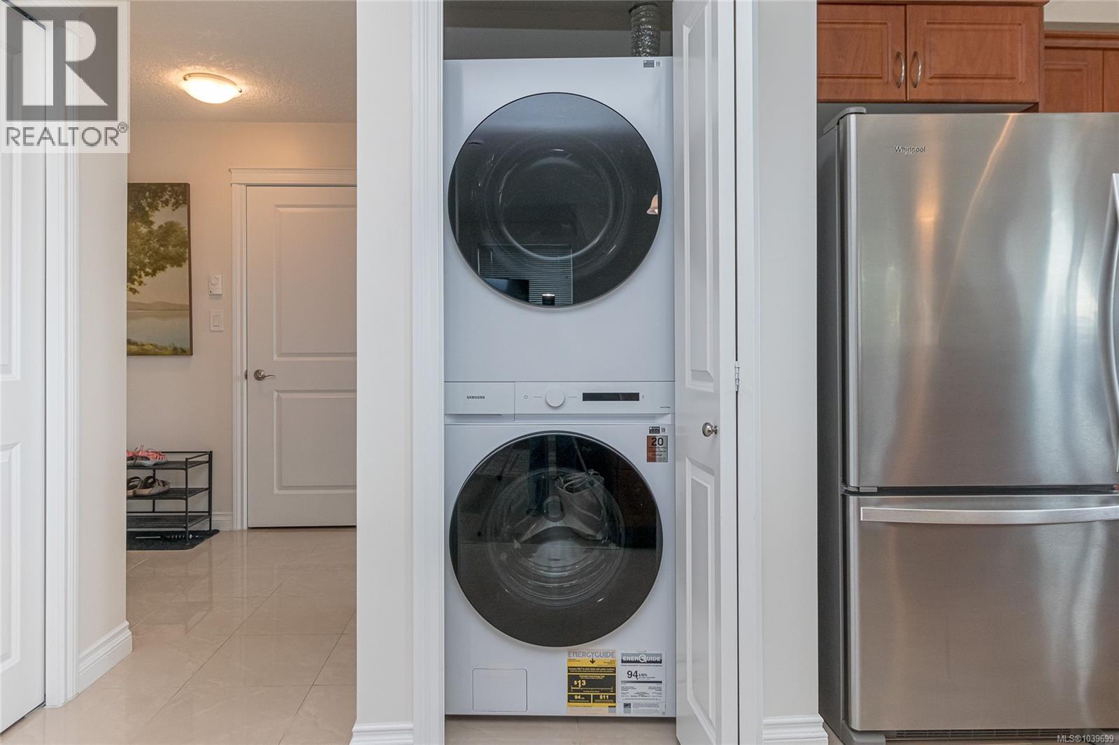 #406 4536 Viewmont Ave - 34