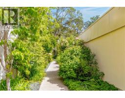 406 4536 Viewmont Ave, Saanich, BC V8Z5L2 Photo 37