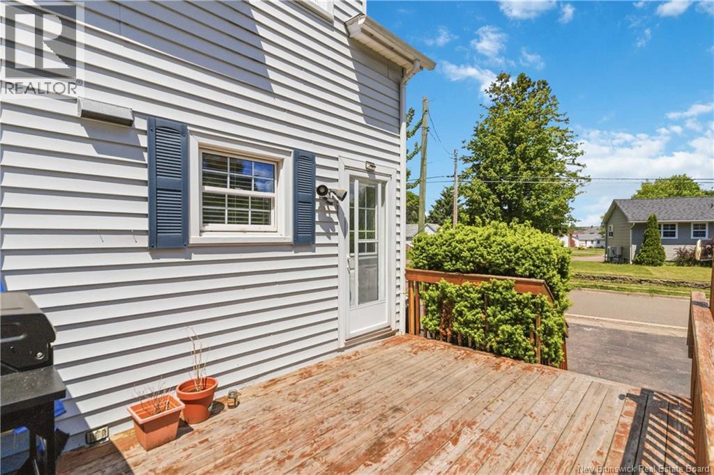 209 Broadway Street - 13