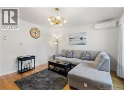 209 Broadway Street, photo 4