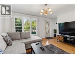 209 Broadway Street, photo 5
