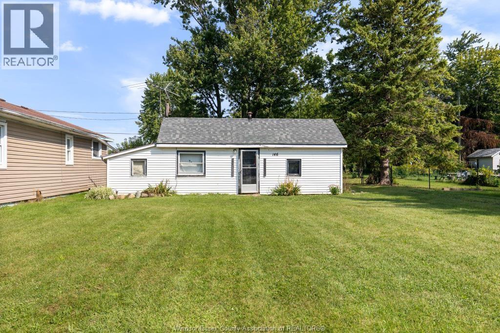 146 MAPLE, Harrow, Ontario, N0R1G0, Harrow, Ontario — photo 3 of 5